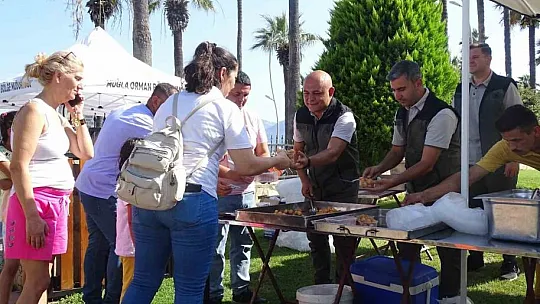 2 yıl önce yangında vefat eden arkadaşlarını unutmadılar