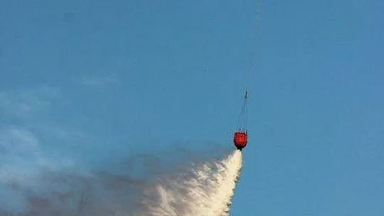 Orman yangınlarında 6 uçak 39 helikopter görev aldı