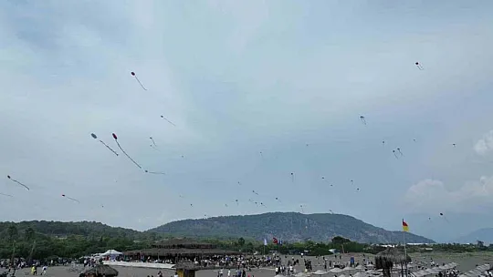 2'nci uçurtma şenliği gerçekleştirildi