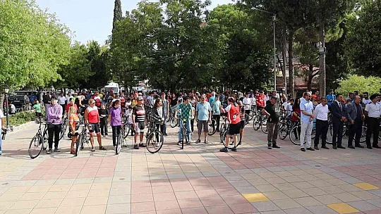 ORTACA'DA 55 ÇOCUĞA BİSİKLET HEDİYE EDİLDİ