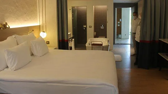 FETHİYE'DE SAĞLIKLI TURİZM BELGELİ OTEL KAPILARINI AÇTI