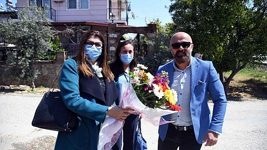 Karaca, Otizm Farkındalık Günü dolayısıyla ziyaretlerde bulundu