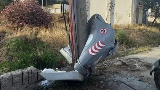 Sürücü olay yerinde hayatını kaybetti