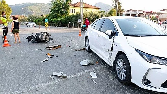 Otomobil ile motosiklet çarpıştı: 1 ağır yaralı