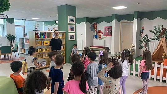 Oyuncak kütüphanesi miniklerin ilgi odağı