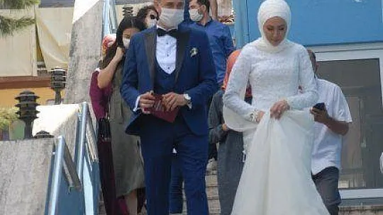 Fethiye'de 75 Günde 182 Nikah Kıyıldı