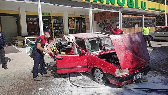 Park halinde bir anda yanmaya başladı