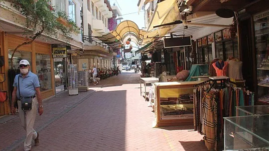 Paspatur Çarşısı esnafı ring seferleri istiyor