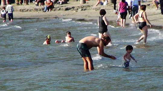 Pastırma yazında deniz keyfi