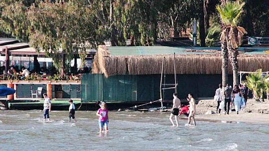 Pastırma yazında deniz keyfi