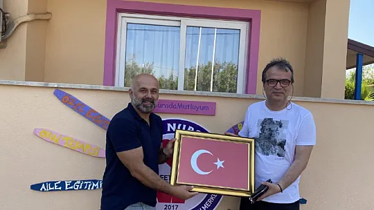 Nursel özdemir Prof. Dr. Binyamin Birkan ile çalışıyor