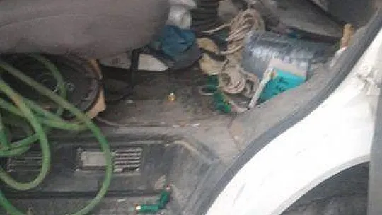 Polisten kaçarken su kanalına devrildi