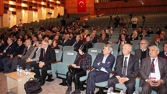'RODOS VE İSTANKÖY'DE TÜRKLERE KÜLTÜREL SOYKIRIM UYGULANIYOR'