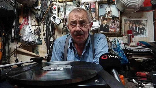 Radyo Tamircisi Bektaş 'Nostaljiye geri dönüyoruz