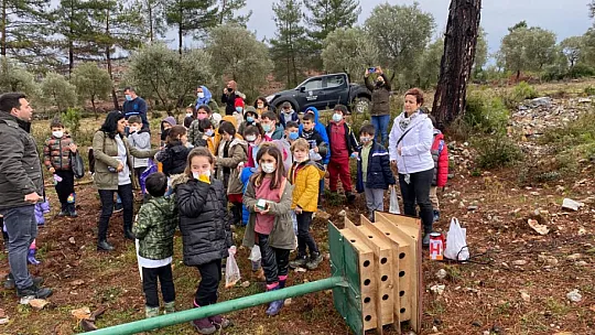 Öğrencilerle geri dönüşümde farkındalık çalışmaları