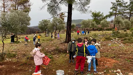 Öğrencilerle geri dönüşümde farkındalık çalışmaları