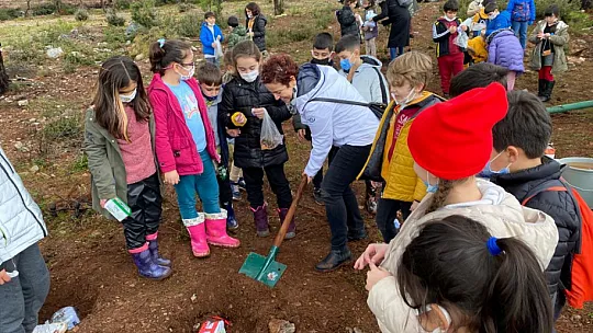 Öğrencilerle geri dönüşümde farkındalık çalışmaları