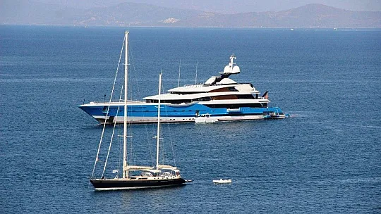 Rus milyarder 400 milyon dolarlık yatıyla 3 aydır Bodrum'da tatil yapıyor