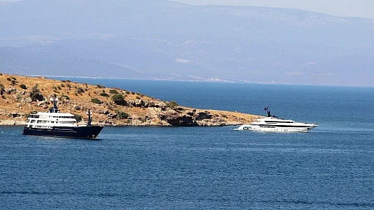 Rus milyarder 400 milyon dolarlık yatıyla 3 aydır Bodrum'da tatil yapıyor