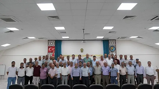 'Biz İcraat Yapıyoruz, Muhalefet Havanda Su Dövüyor'