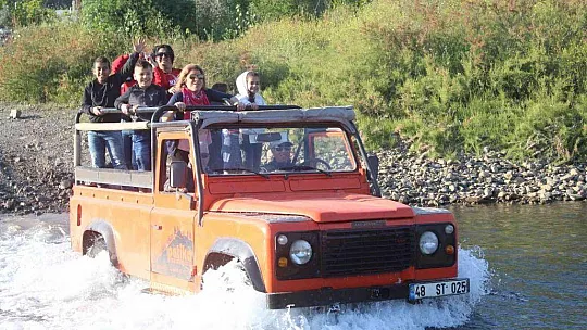 SAFARİ TURLARI NE KADAR GÜVENLİ, ŞOFÖRLER KONUŞTU