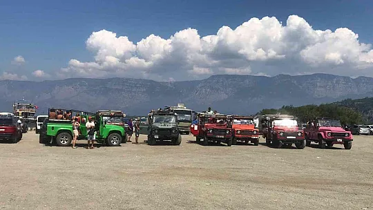 SAFARİ TURLARI NE KADAR GÜVENLİ, ŞOFÖRLER KONUŞTU
