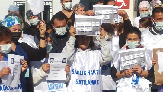 Sağlıkçılardan maaş tepkisi