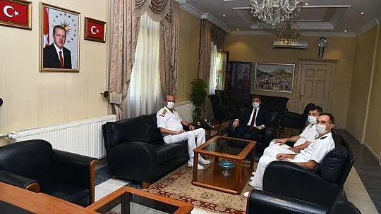 Sahil Güvenlik Komutanından Bayram ziyaretleri