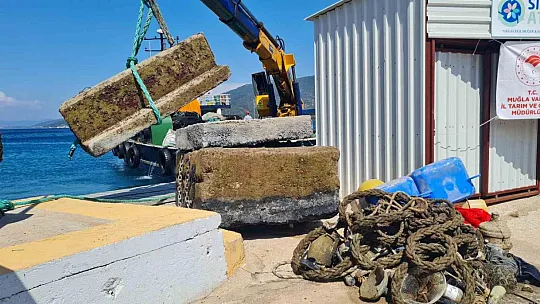 Sahipsiz tonozlar denizden çıkarıldı