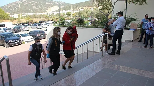 Sahte arkadaşlık sitesi üzerinden milyonlar kazandılar