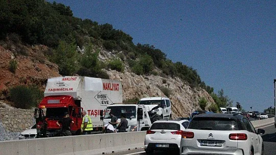 Sakar rampasında zincirleme kaza