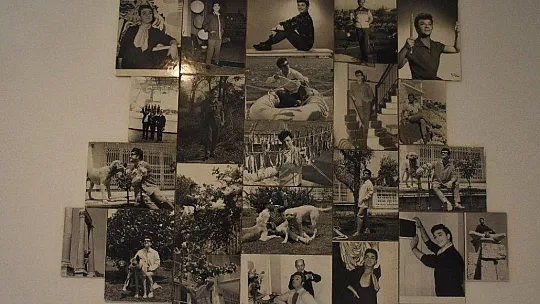 Sanat Güneşi Zeki Müren için evinde mevlit okutuldu