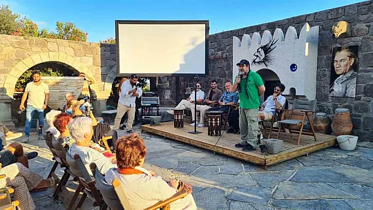 Sanatçı Cingiz'in resim ve heykel sergisi açıldı