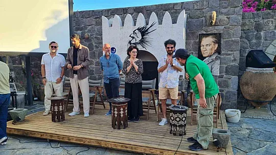 Sanatçı Cingiz'in resim ve heykel sergisi açıldı