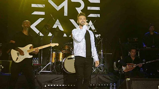 Sarı Yaz konseri Emre Kaya ile devam ediyor