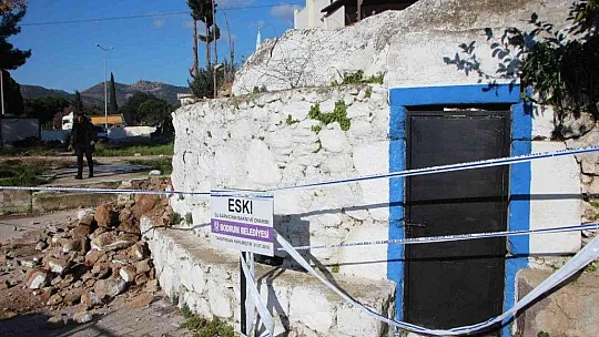 Sarnıç büyük gürültüyle yıkıldı