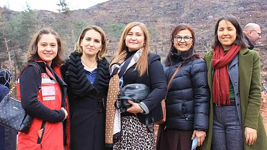 Şehit kadınlar adına fidan dikildi