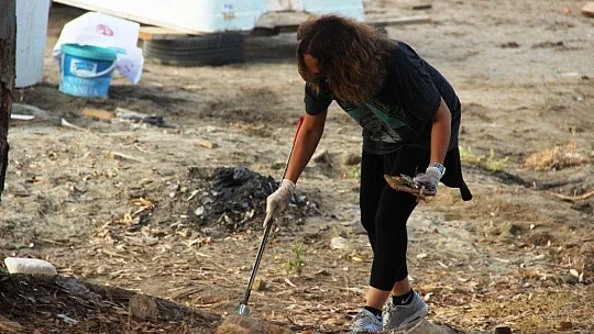 Sertap Erener, Bodrum'da isyan etti: 'Utanıyorum insan olmaktan'