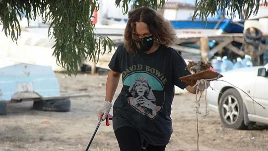 Sertap Erener, Bodrum'da isyan etti: 'Utanıyorum insan olmaktan'