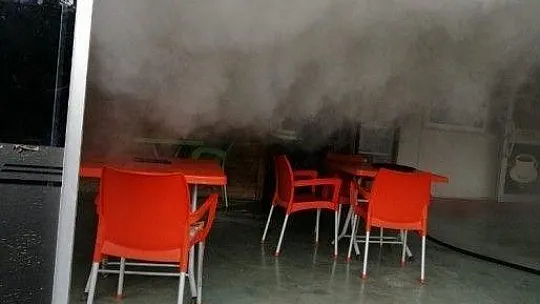 Seydikemer'de iş yeri yangını