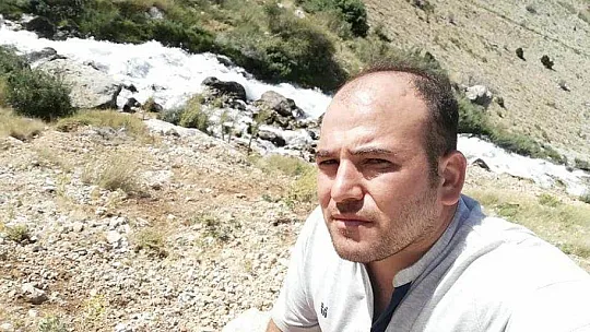 Seydikemer'de kayalıklardan uçuruma düşen kişi aranıyor