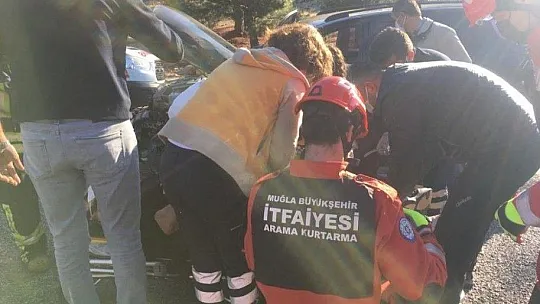 Seydikemer'de trafik kazası:1 yaralı