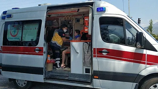 Seydikemer'deki trafik kazasında 3 kişi yaralandı