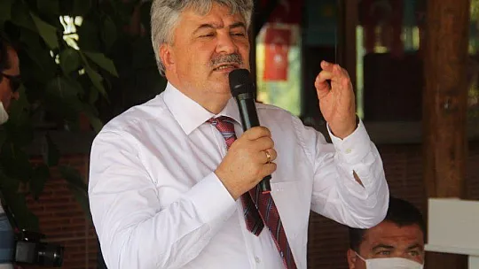 SEYDİKEMER İYİ PARTİ'DE GÜLER, GÜVEN TAZELEDİ