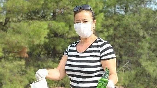 Seyir Tepesi'nden 70 torba çöp çıktı
