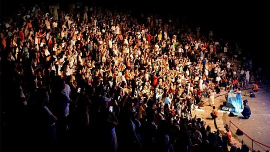 Sibel Can'a Bülent Ersoy'dan büyük sürpriz