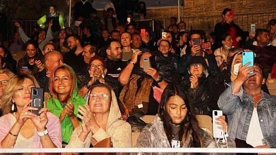 Sinan Akçıl: 'Burcu Kıratlı'dan çocuk istiyorum'