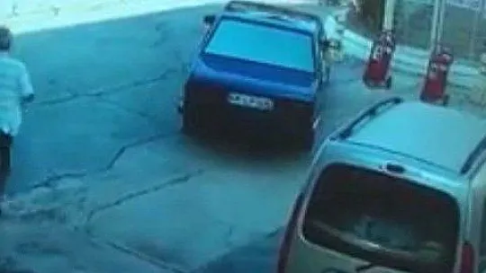 Sınava giderken köpeklerin saldırısına uğradı