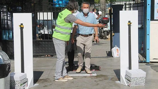 FETHİYE'DEKİ LGS SORUNSUZ GEÇTİ