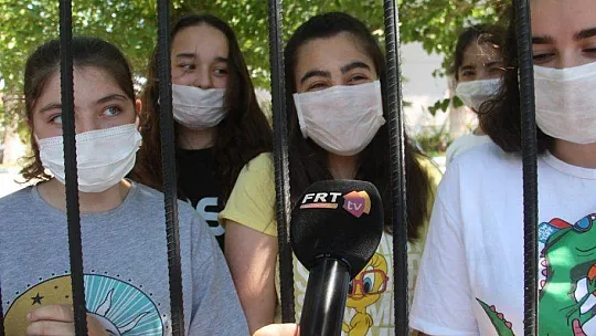 LGS'DE, ÖĞRENCİLER KADAR VELİLER DE HEYECANLIYDI